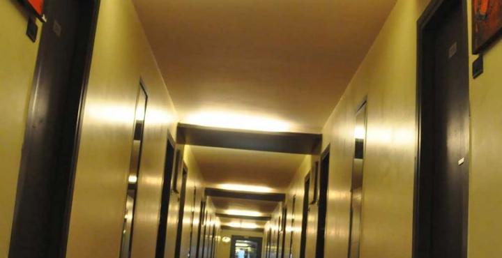 Infiniti Hotel And Spa Indore Exterior foto